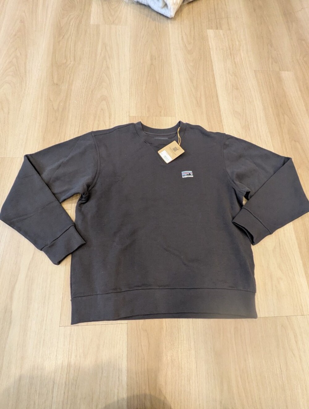 Patagonia NWT Grey Pullover Crewneck Sweatshirt Size S
